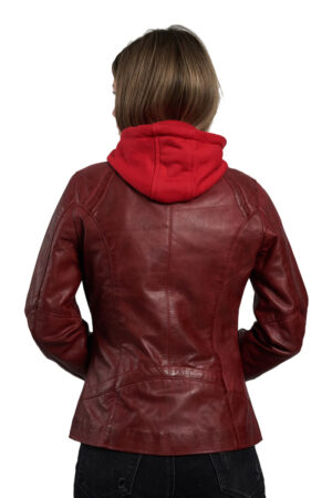 20250910210354_9b508f7d