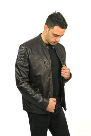 20250914030024_8a4b89fb